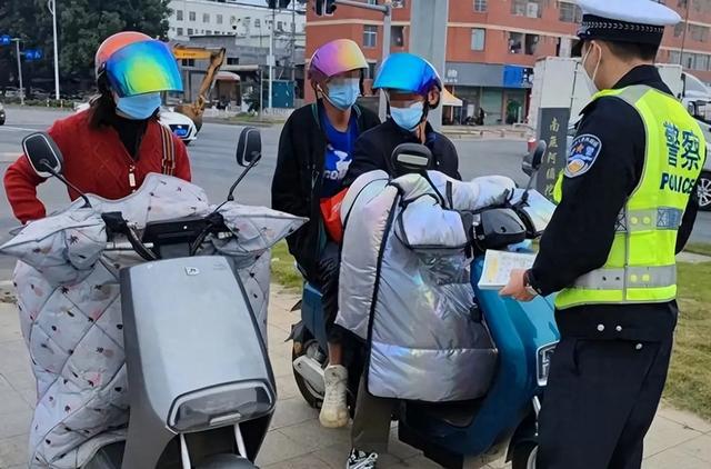 车上路有“5不能”新要求别被罚了才知道凯发·k8国际2025年2月起执行电动(图1)